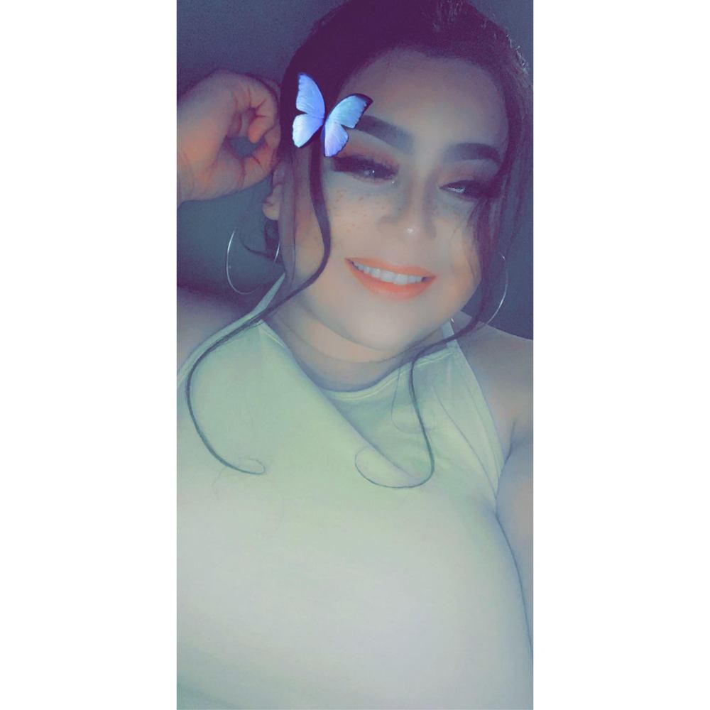 Meet your Posher, Monica